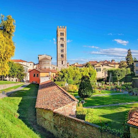 All'Interno Delle Mura Appartamento Con Wi-Fi E Netflix ルッカ エクステリア 写真