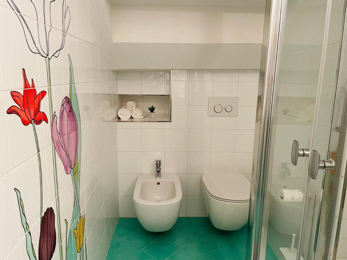 All'Interno Delle Mura Appartamento Con Wi-Fi E Netflix ルッカ エクステリア 写真