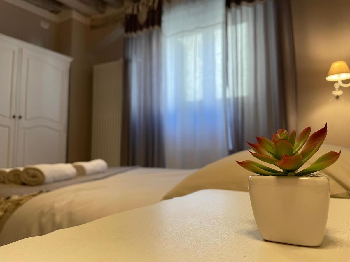 All'Interno Delle Mura Appartamento Con Wi-Fi E Netflix ルッカ エクステリア 写真