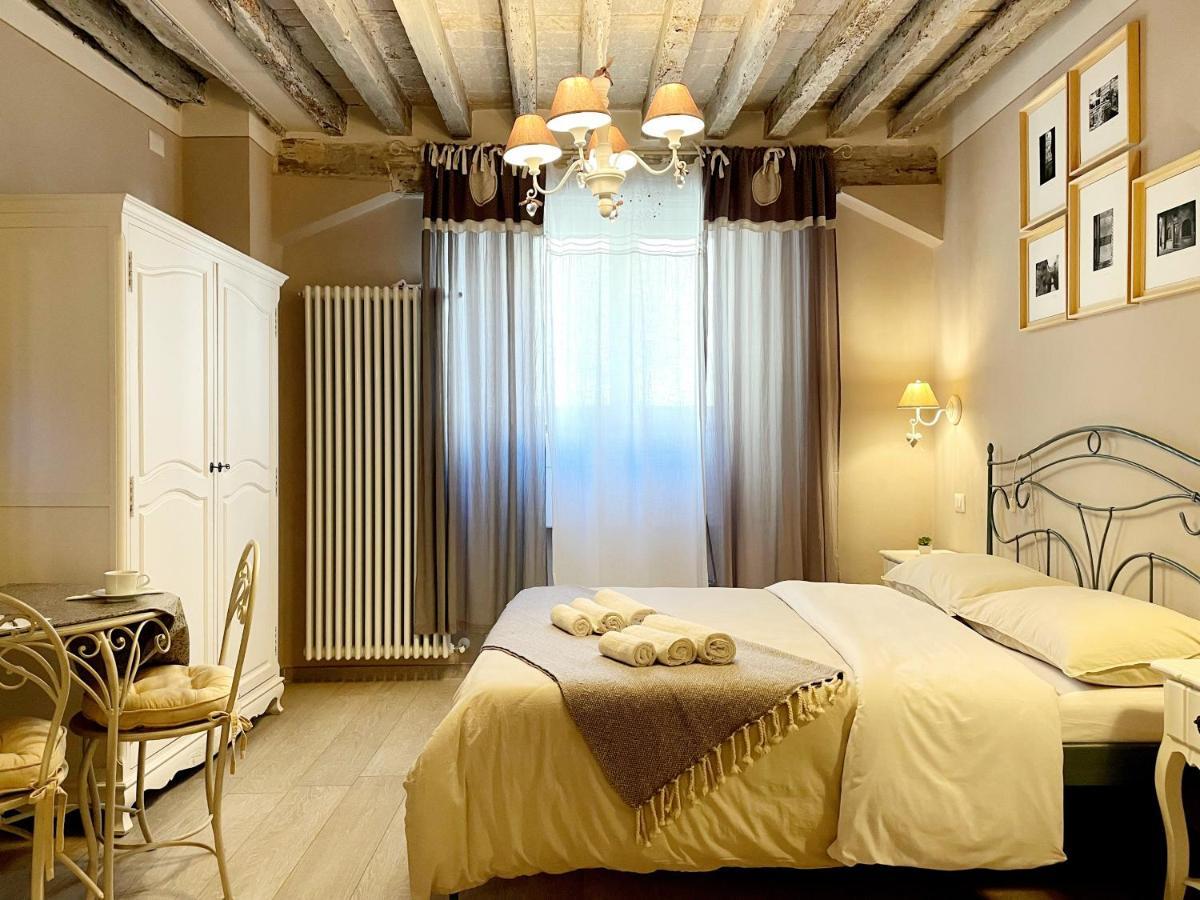 All'Interno Delle Mura Appartamento Con Wi-Fi E Netflix ルッカ エクステリア 写真